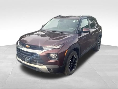 Used 2023 Chevrolet TrailBlazer LT w/ Convenience Package AWD/4WD image 6