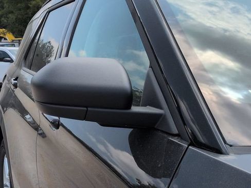New 2026 Ford Explorer Active RWD image 11