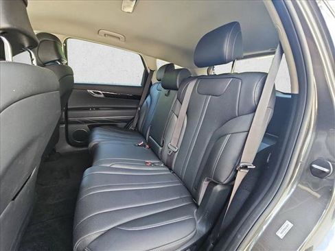 Used 2025 Genesis GV80 2.5T Standard AWD/4WD image 17