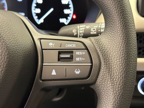 New 2026 Honda HR-V LX image 28