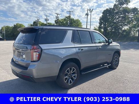 Used 2022 Chevrolet Tahoe Z71 w/ Luxury Package image 7