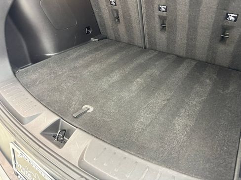 Used 2023 Chevrolet TrailBlazer LT w/ Convenience Package FWD image 79