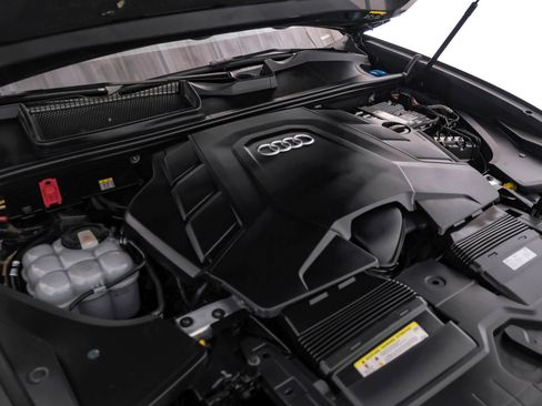 Used 2019 Audi Q8 Prestige image 49