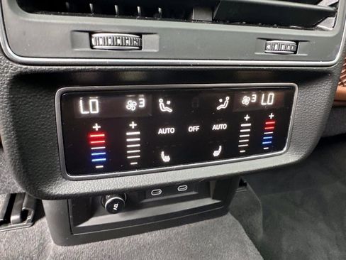 Used 2023 Audi Q7 3.0T Premium Plus w/ Premium Plus Package image 33