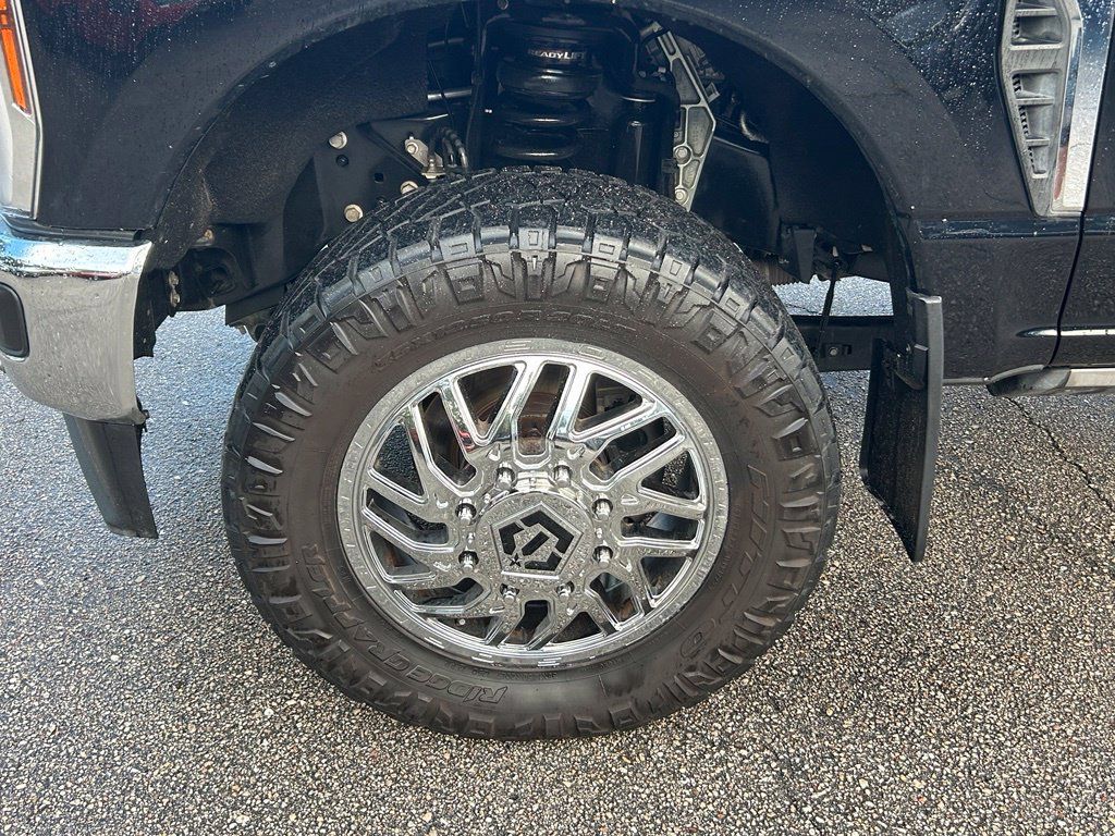 Used 2024 Ford F350 King Ranch w/ Chrome Package AWD/4WD image 20