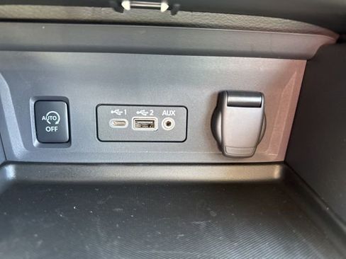 New 2025 Nissan Sentra SV w/ All-Weather Package image 22