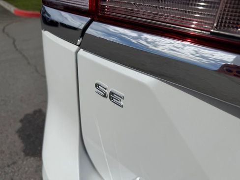 New 2026 Volkswagen Atlas SE FWD image 10