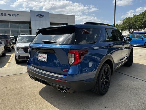 Used 2022 Ford Explorer ST w/ Equipment Group 401A AWD/4WD image 18