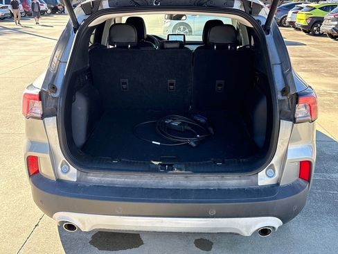 Used 2022 Ford Escape Titanium image 30