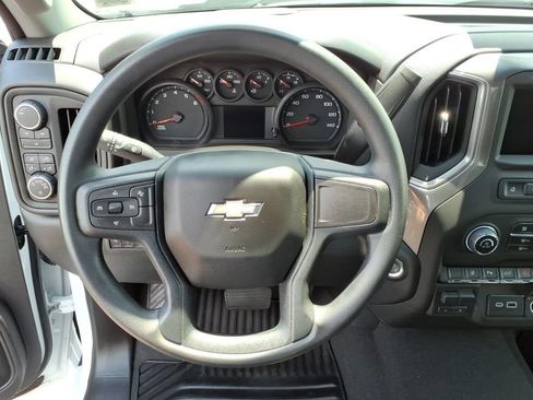 Used 2025 Chevrolet Silverado 2500 Custom w/ Custom Value Package AWD/4WD image 19