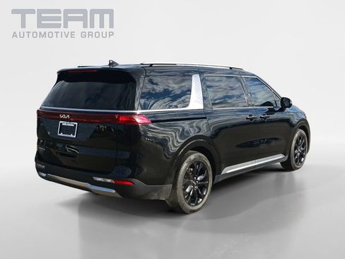 Used 2024 Kia Carnival SX image 7