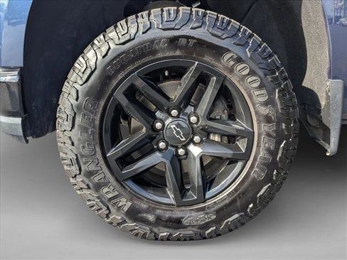 Used 2022 Chevrolet Silverado 1500 LT Trail Boss w/ Bed Protection Package image 22