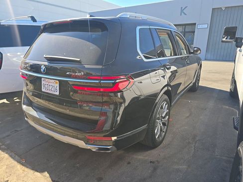 Used 2024 BMW X7 xDrive40i AWD/4WD image 4