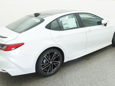 New 2026 Toyota Camry XSE FWD image 18
