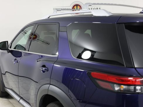 Used 2023 Nissan Pathfinder Platinum AWD/4WD image 50