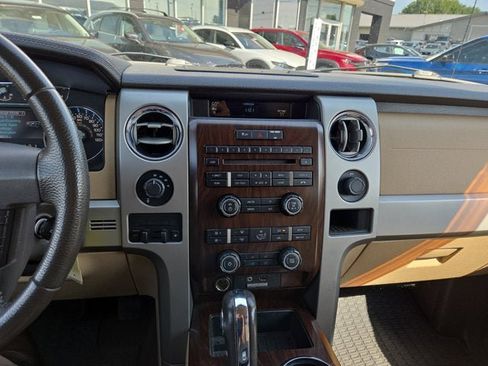 Used 2012 Ford F150 Lariat w/ Lariat Chrome Pkg image 15