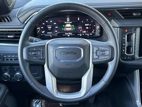 Certified 2024 GMC Yukon Denali AWD/4WD image 15