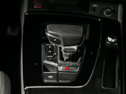 Used 2023 Audi SQ5 Prestige w/ Prestige Package image 46