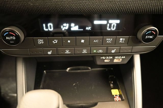 New 2026 Subaru Outback Limited AWD/4WD image 34
