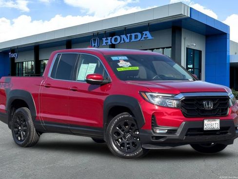 Certified 2023 Honda Ridgeline RTL image 2