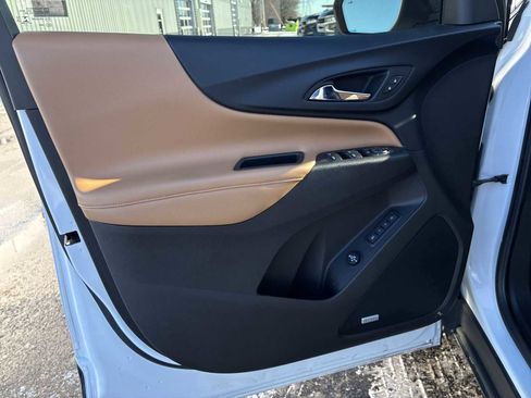 Certified 2018 Chevrolet Equinox Premier image 23