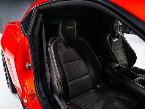 Used 2013 Chevrolet Camaro ZL1 RWD image 28