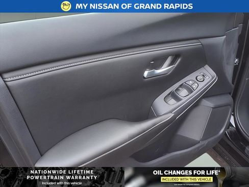 New 2025 Nissan Sentra SV w/ All-Weather Package image 7