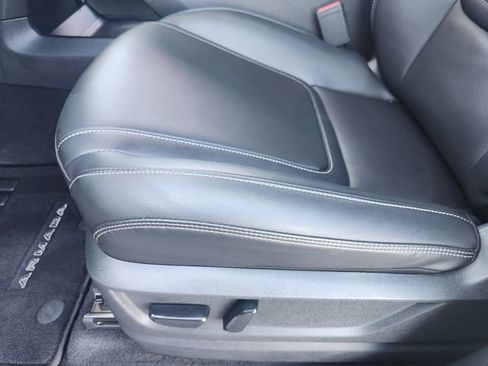 Used 2025 Nissan Armada SV image 23