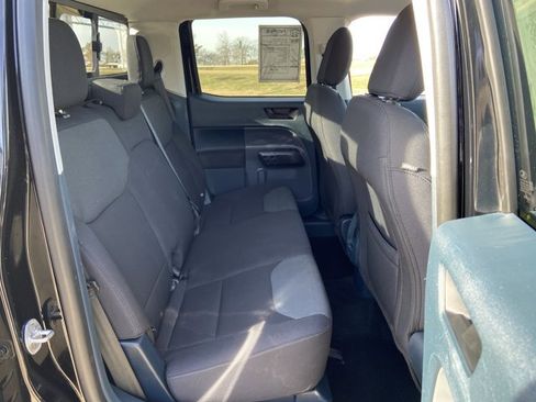 Used 2022 Ford Maverick XL image 13