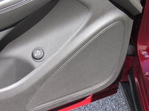 Used 2019 Buick Envision Essence image 15