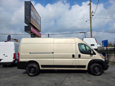 Used 2023 RAM ProMaster 3500 image 3