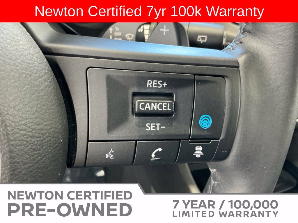 Used 2024 Nissan Rogue SV w/ SV Premium Package FWD image 31