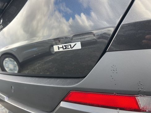 New 2026 Kia Carnival SX image 7