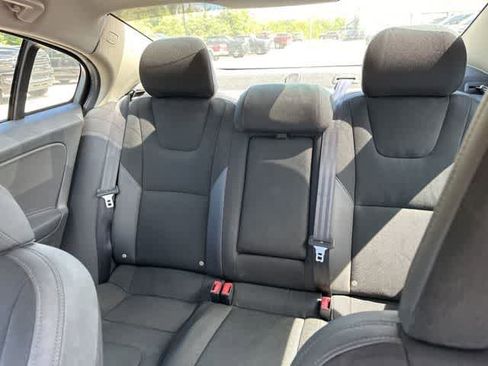 Used 2012 Volvo S60 T5 FWD image 5