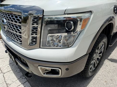 Used 2017 Nissan Titan Platinum Reserve AWD/4WD image 42