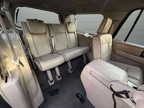 Used 2008 Lincoln Navigator L 4WD image 34