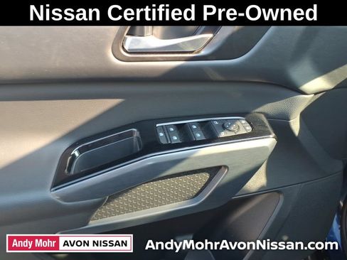 Certified 2025 Nissan Pathfinder SL FWD image 14
