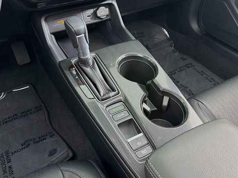 Used 2024 Honda Civic EX-L image 6