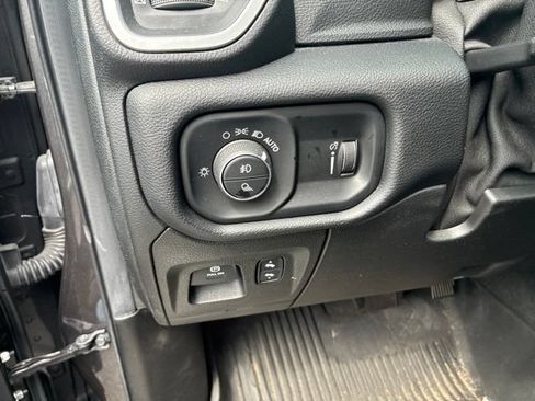 Used 2021 RAM 1500 Big Horn AWD/4WD image 18