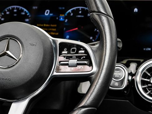 Used 2023 Mercedes-Benz GLA 250 w/ Premium Package image 22