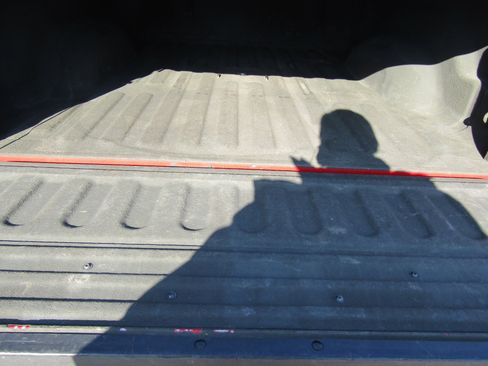 Used 2018 RAM 2500 Tradesman w/ Chrome Appearance Group image 16