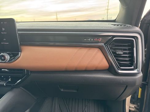 Used 2023 GMC Canyon AT4 w/ AT4 Premium Package image 22