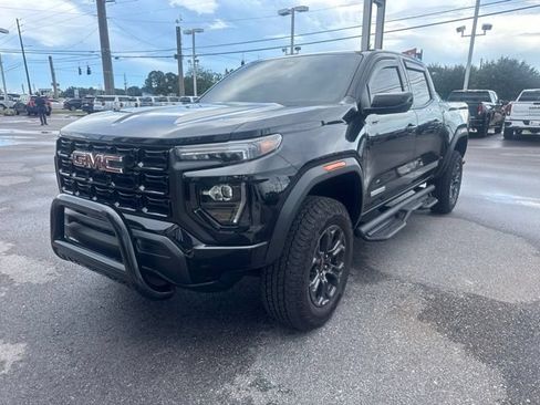 Used 2025 GMC Canyon Elevation AWD/4WD image 1