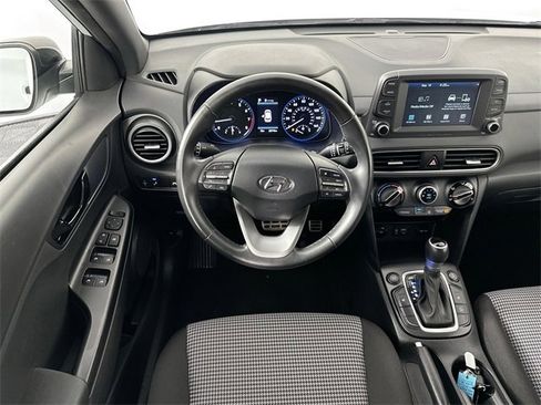 Used 2021 Hyundai Kona Night image 10