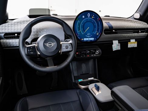 New 2026 MINI Cooper S image 4