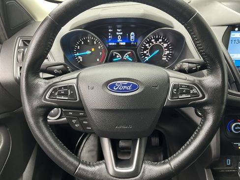 Used 2019 Ford Escape SEL image 14
