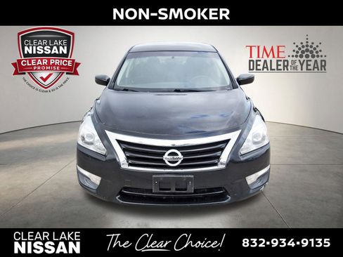 Used 2015 Nissan Altima 2.5 S w/ Power Driver Seat Package FWD image 2