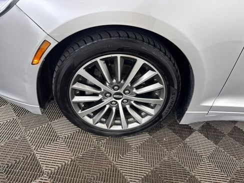 Used 2017 Lincoln MKZ Premiere FWD image 28