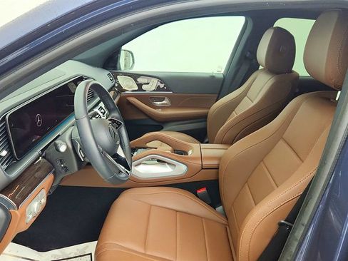 Used 2025 Mercedes-Benz GLE 450e GLE 450e 4MATIC SUV, Exclusive w/ Driver Assistance Package image 18
