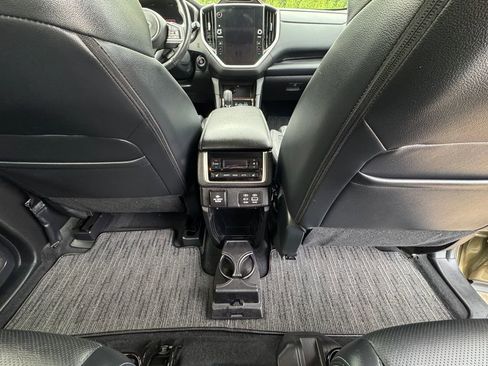 Used 2023 Subaru Ascent Touring AWD/4WD image 33